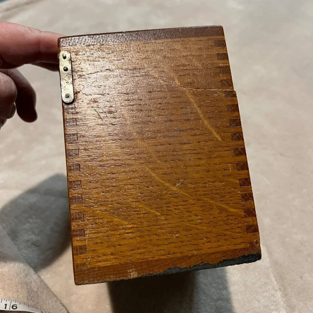Vintage Wood Recipe Box by Weiss. Dovetailed with recipe divider inserts